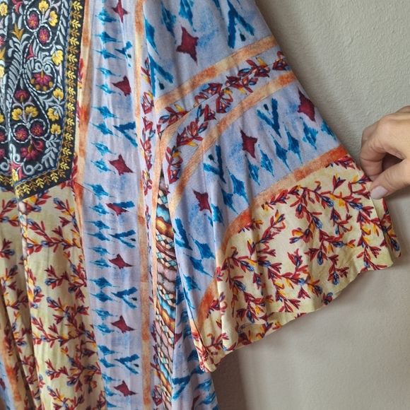 Soft Surroundings Womens Multicolored Embroidered Flutter Sleeve Tunic Size L - Picture 4 of 7